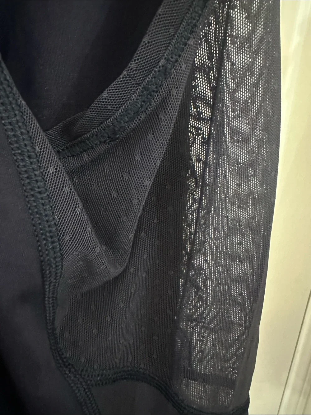 Lululemon Embodiment Tank Top Midnight Navy Mesh, size 10